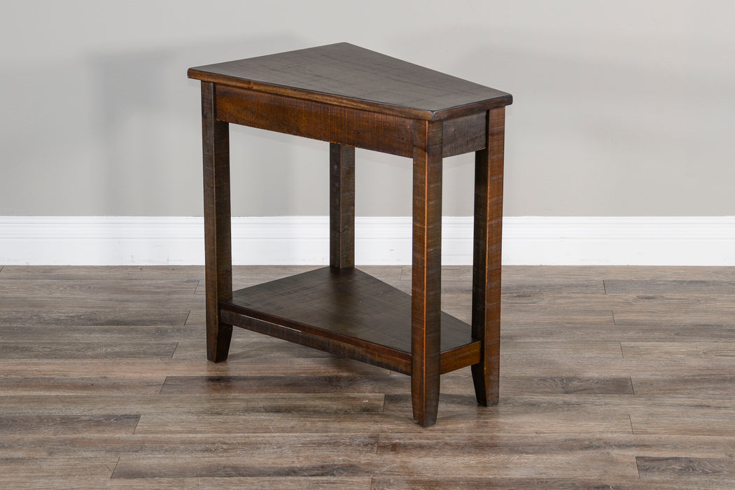 Homestead - 24" Chair Side Table - Tobacco Leaf