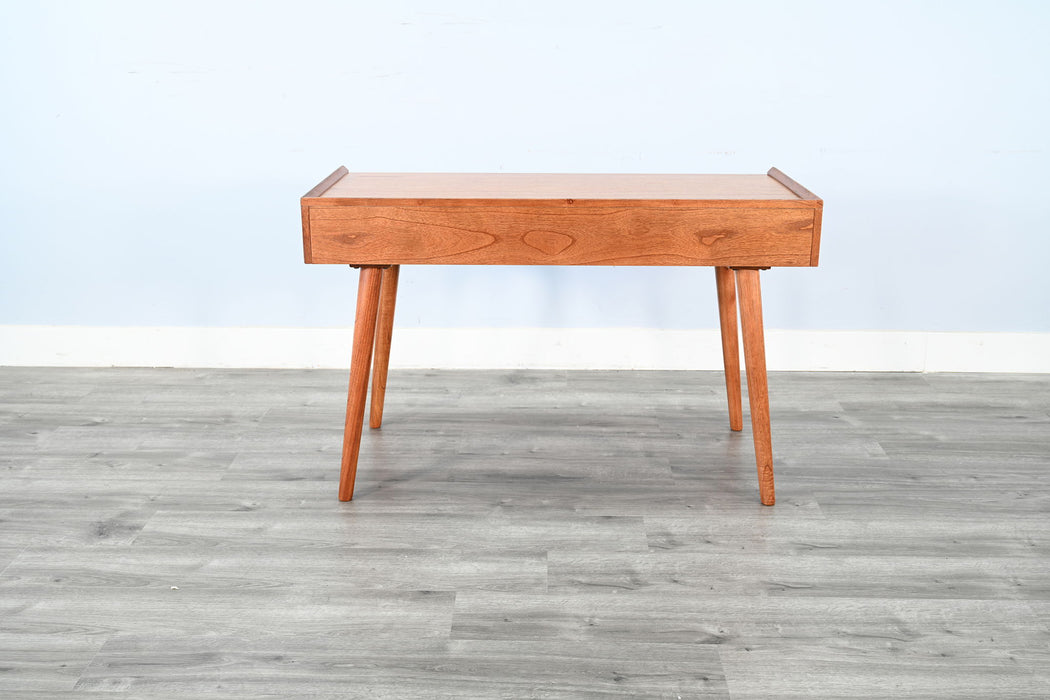 American Modern - 48" Desk - Cinnamon