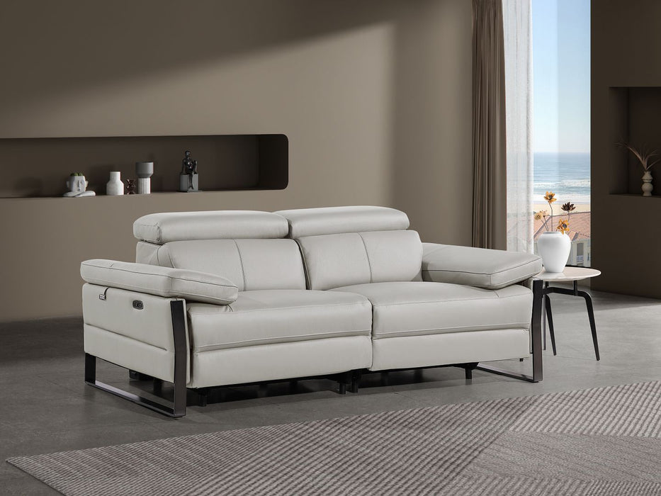 1246 - Loveseat With Power Headrest