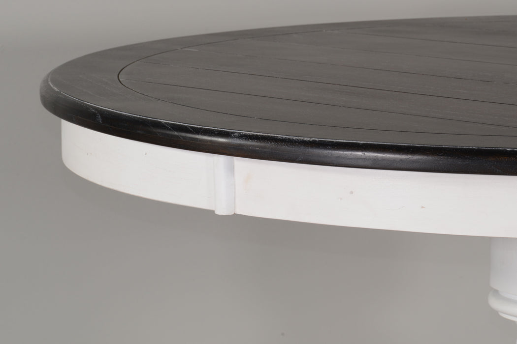 Carriage House - Table