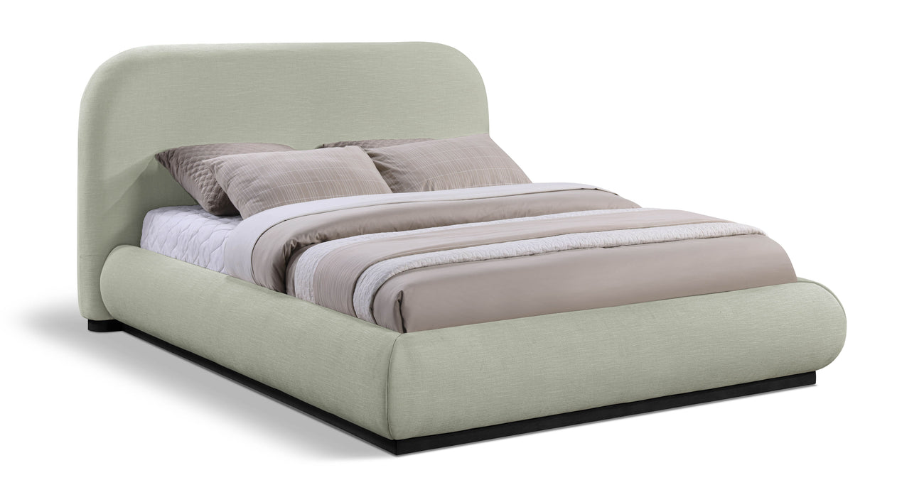 Vaughn - Chenille Bed With Black Base