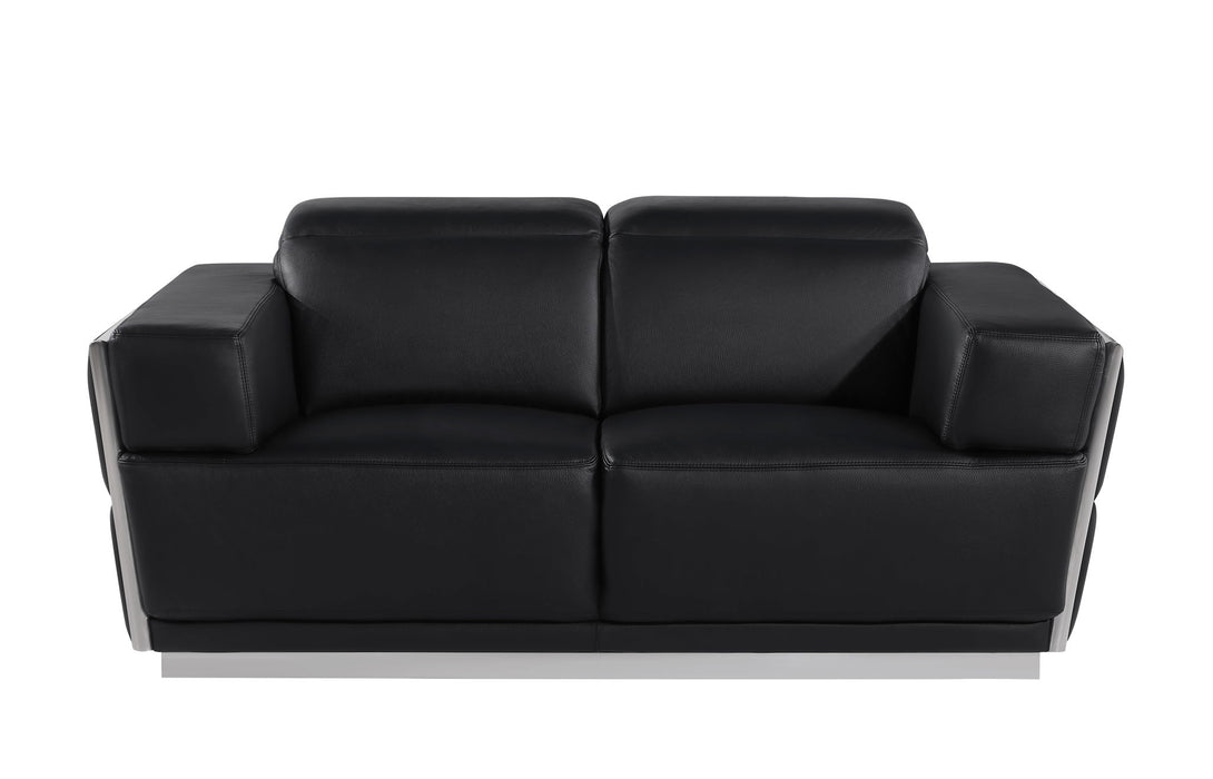 1111 - Leather Loveseat