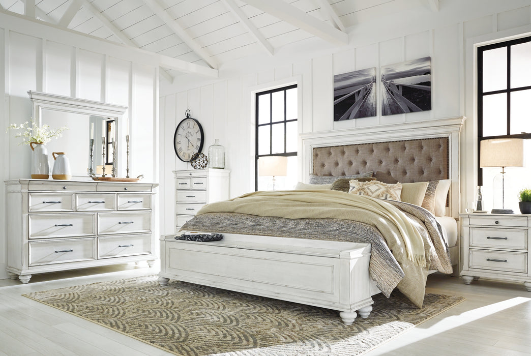 Kanwyn Queen Panel Bed with Storage with Mirrored Dresser and 2 Nightstands