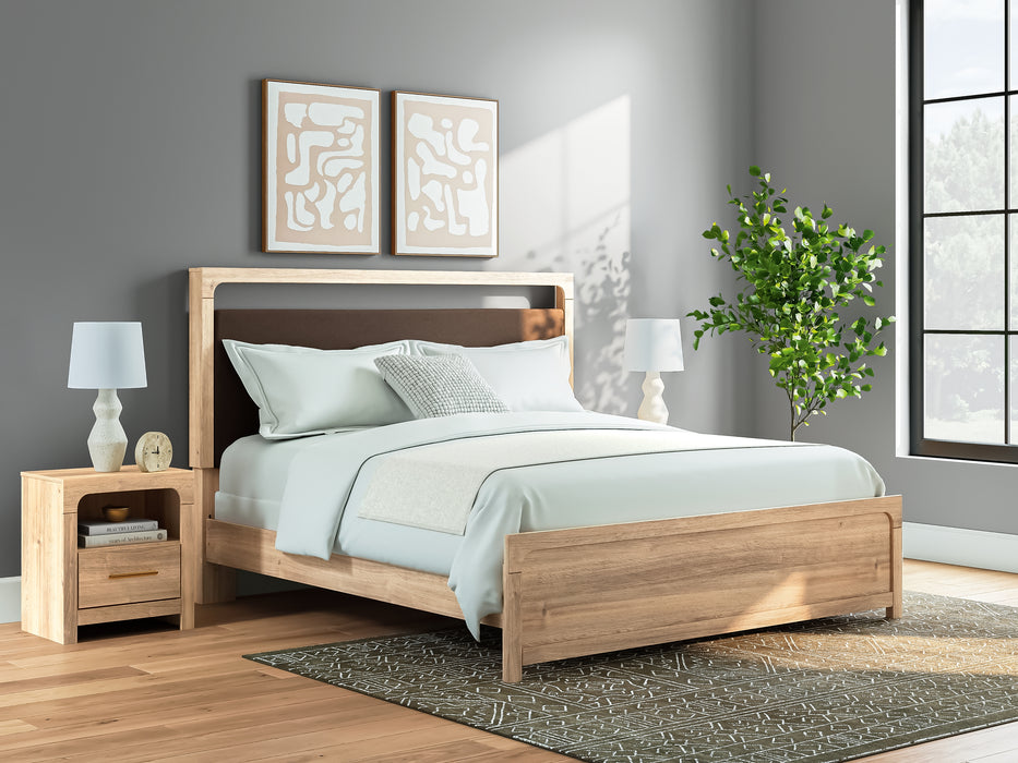 Kinlanni King Upholstered Panel Bed, Dresser and Mirror