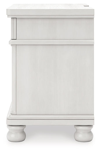 Rowlenstown Queen Poster Bed, Dresser, Mirror and Nightstand